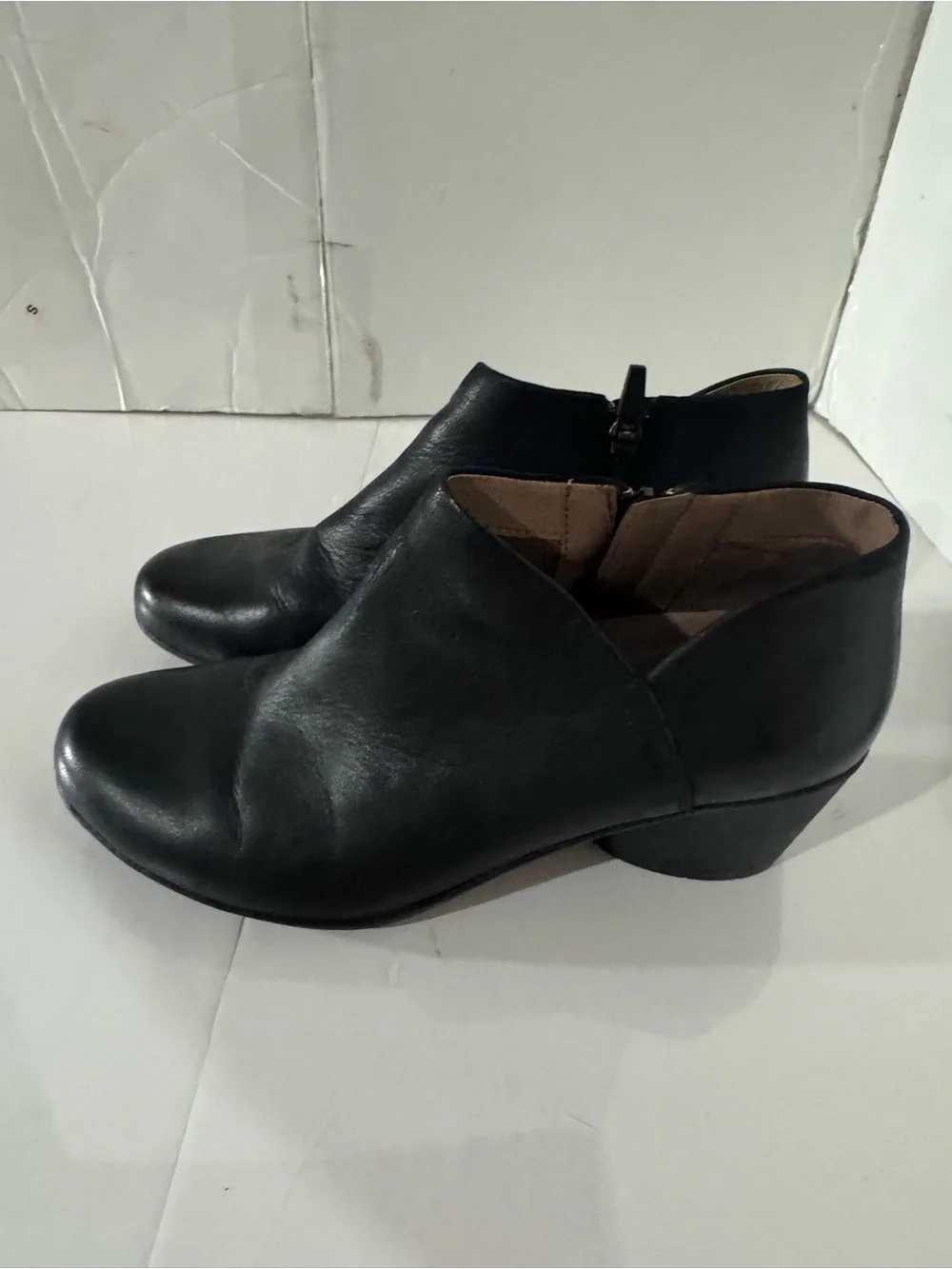Dansko Men's Black Leather Slip-On Loafers Size 38